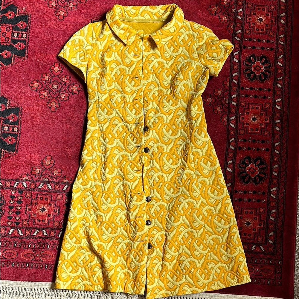 Funky light and dark yellow vintage button down dress